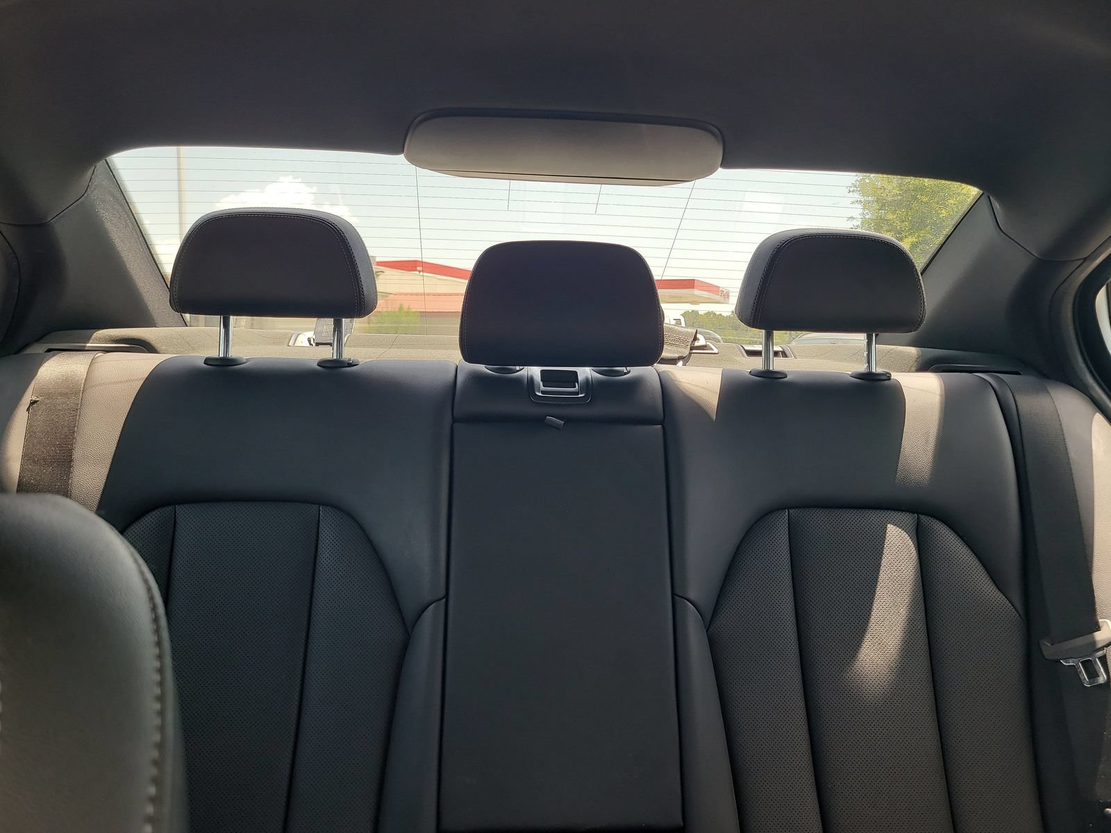 Used 2022 BMW 330i Sedan w/ Driving Assistance Package RWD image 22