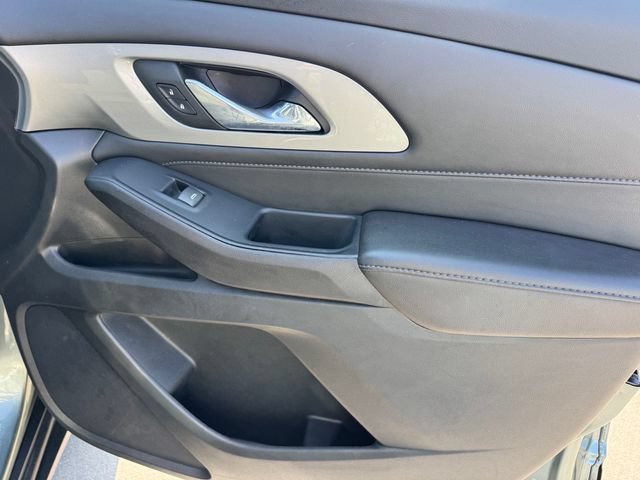 Certified 2023 Chevrolet Traverse LT FWD image 8