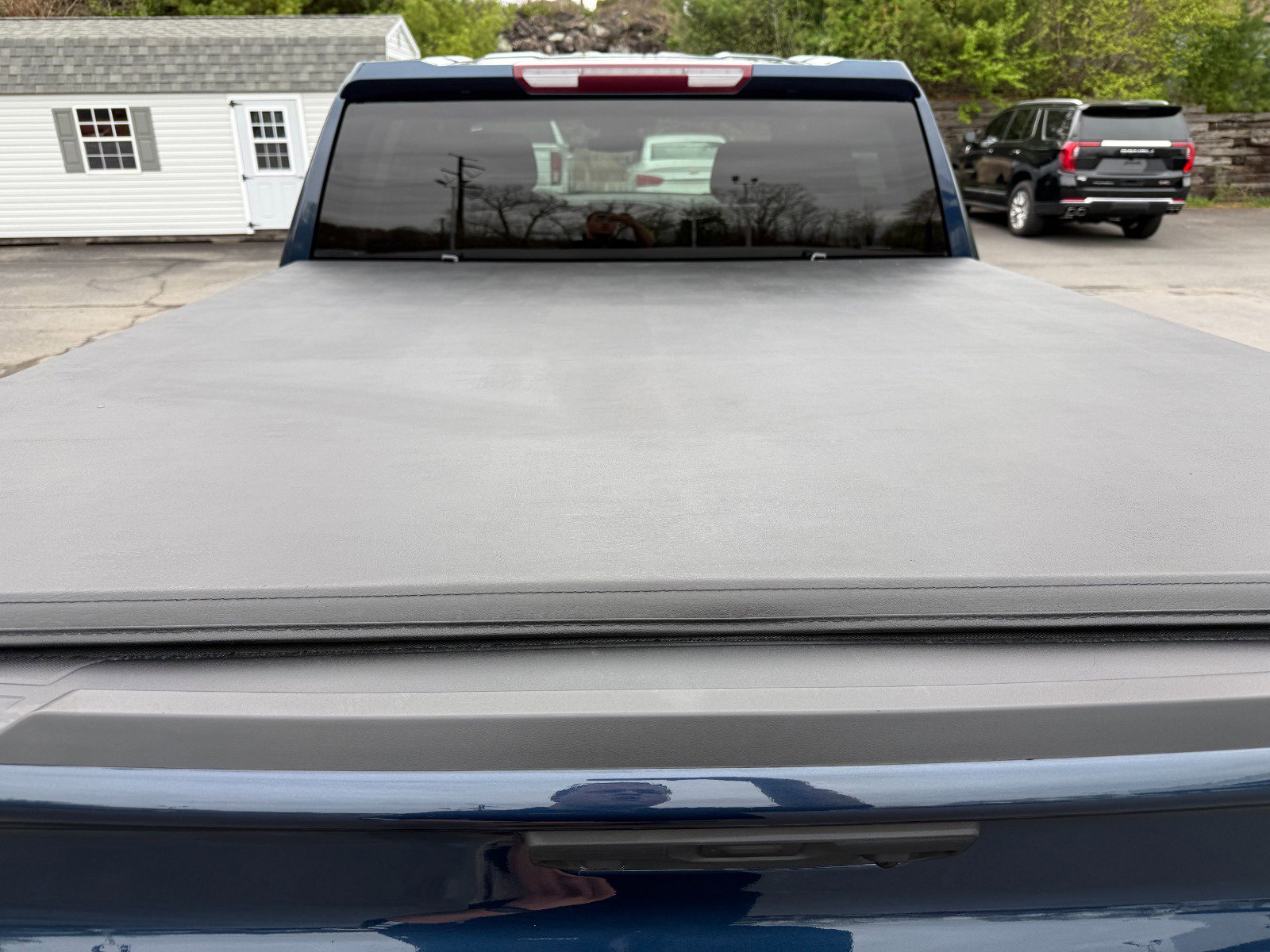 Used 2022 Chevrolet Silverado 1500 LT AWD/4WD image 18