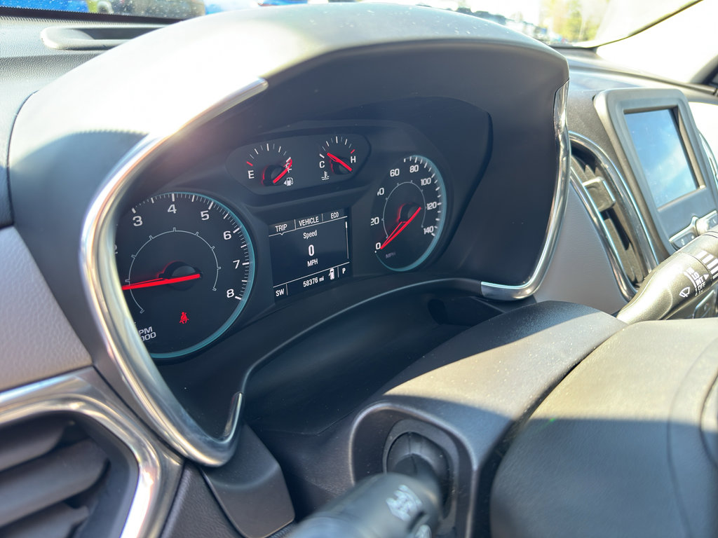 Used 2023 Chevrolet Equinox LS image 10