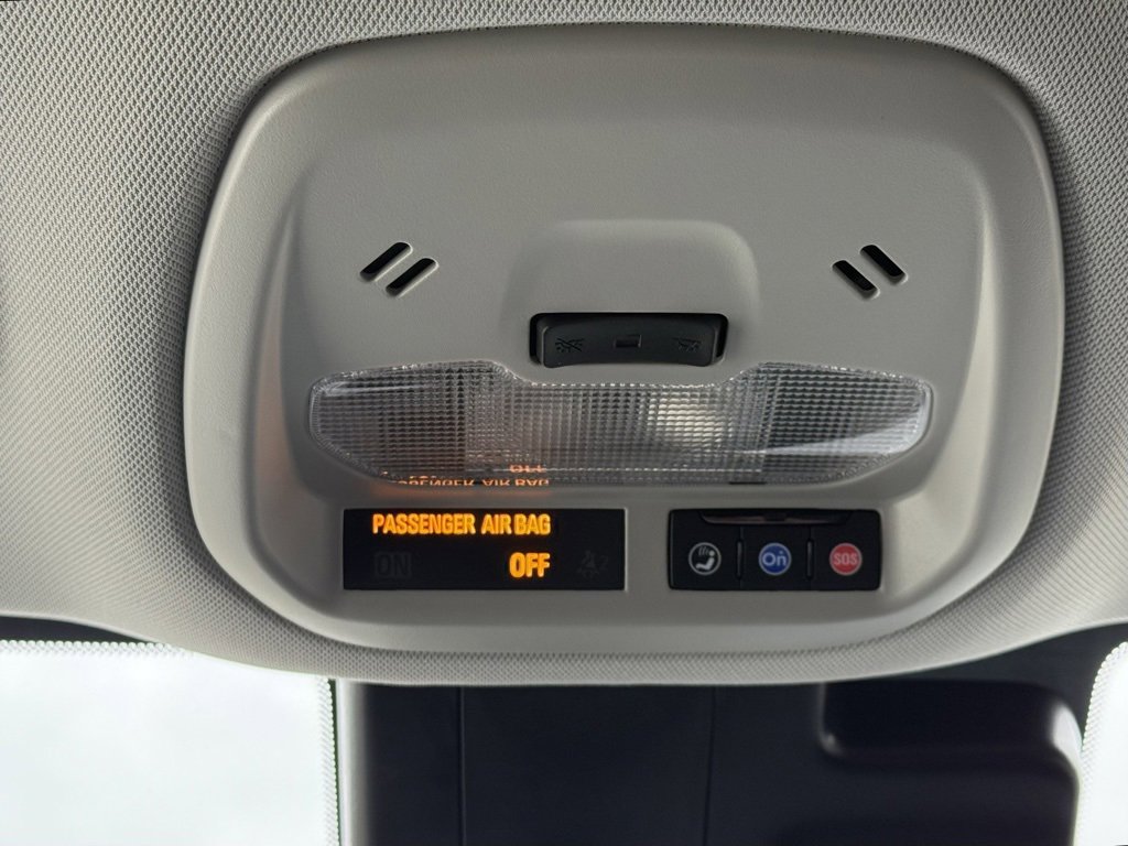 Used 2025 Chevrolet Trax ACTIV w/ Driver Confidence Package image 29