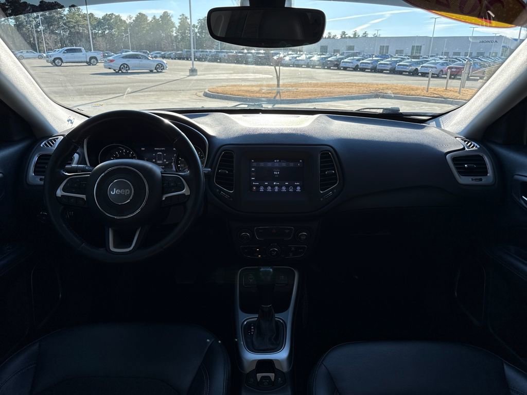 Used 2021 Jeep Compass Latitude w/ Convenience Group image 16