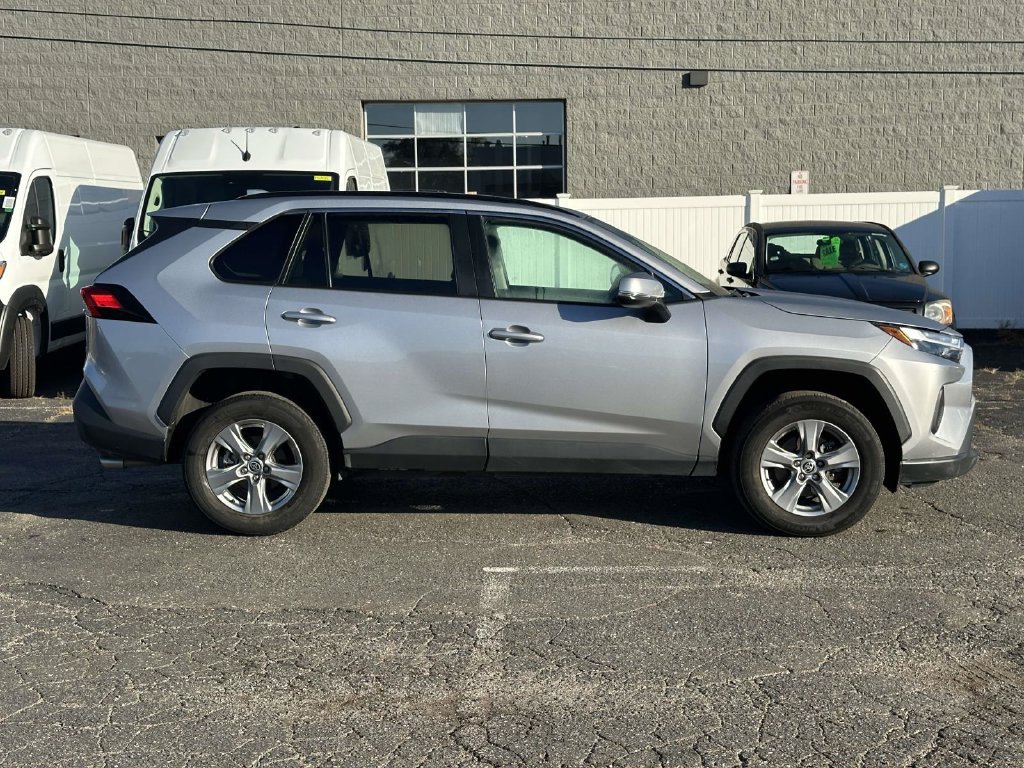 Used 2024 Toyota RAV4 XLE FWD image 2