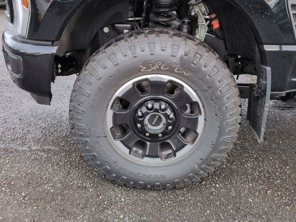 Used 2026 Ford F350 Lariat w/ Tremor Off-Road Package image 35