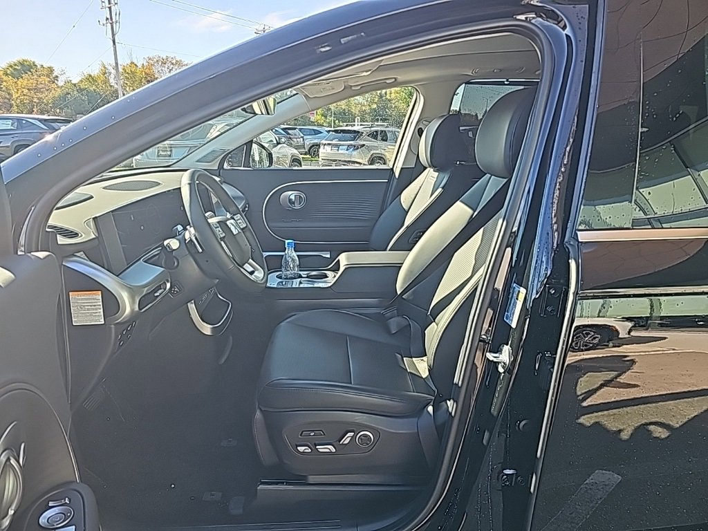 New 2026 Hyundai Ioniq 9 Limited image 9