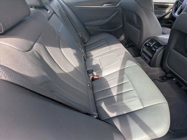 Certified 2023 BMW 530i w/ Convenience Package image 16