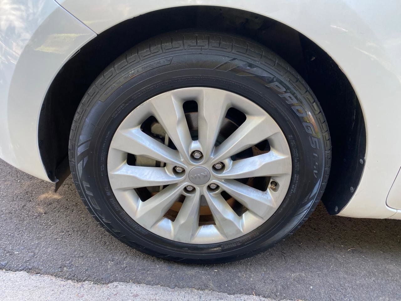 Used 2018 Kia Sedona EX FWD image 19