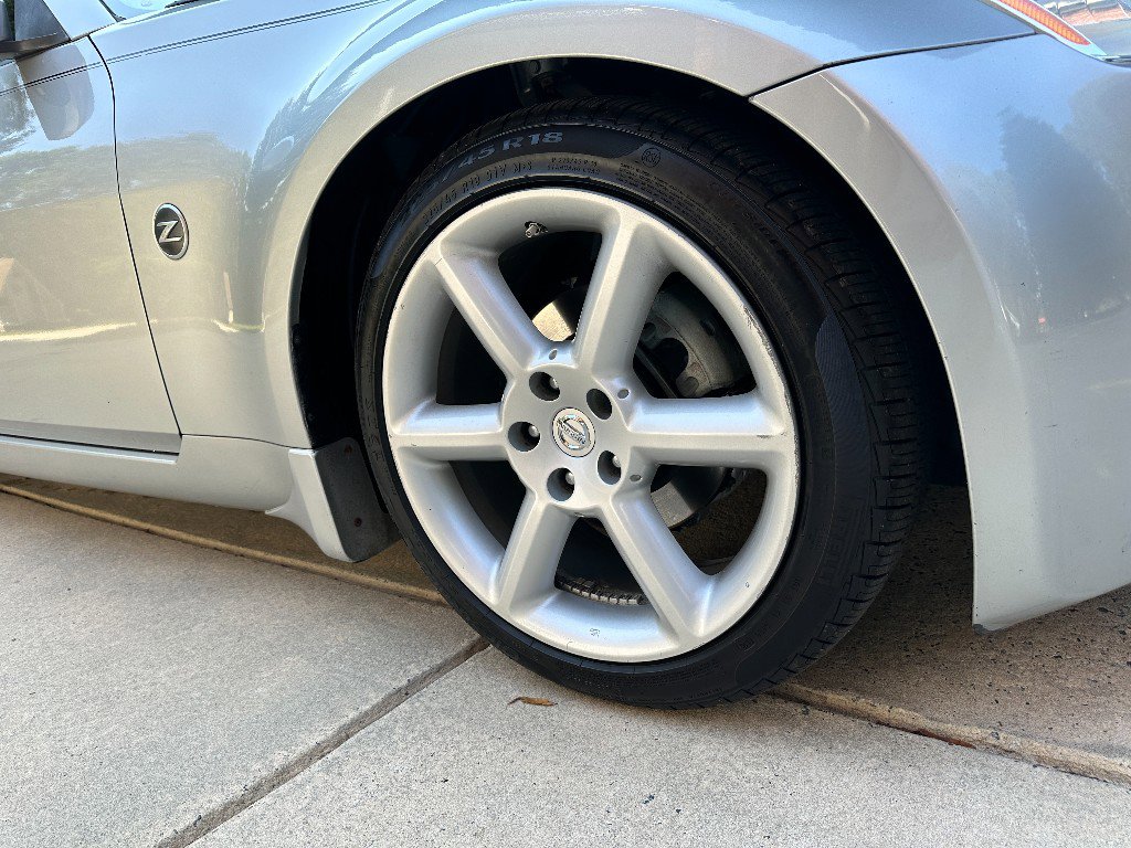 Used 2005 Nissan 350Z Touring image 24