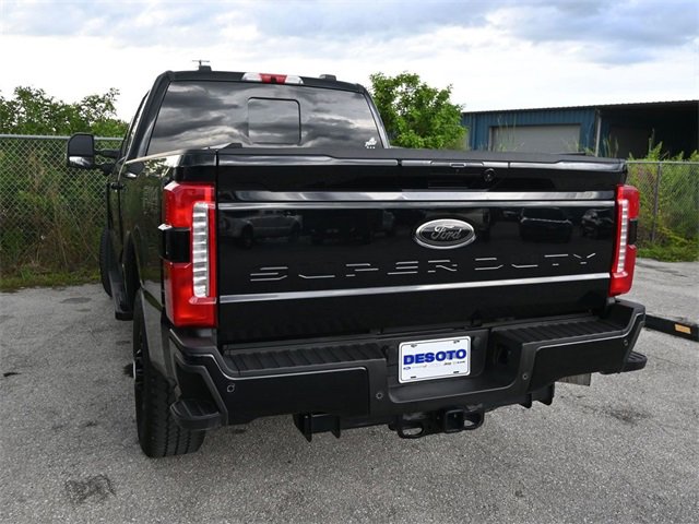 Used 2024 Ford F250 Lariat w/ Black Appearance Package image 10