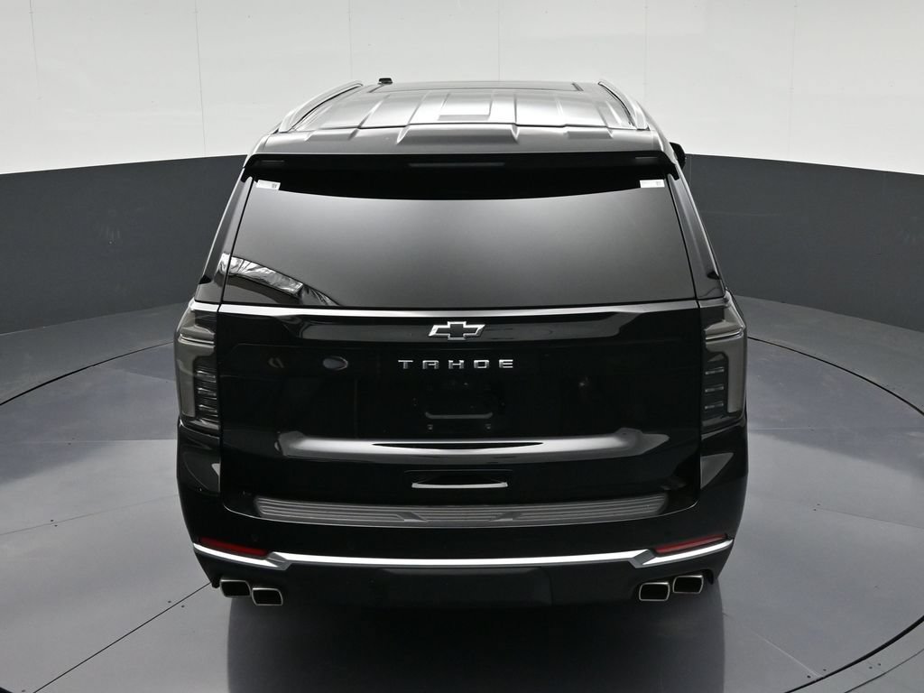 Used 2025 Chevrolet Tahoe High Country AWD/4WD image 16