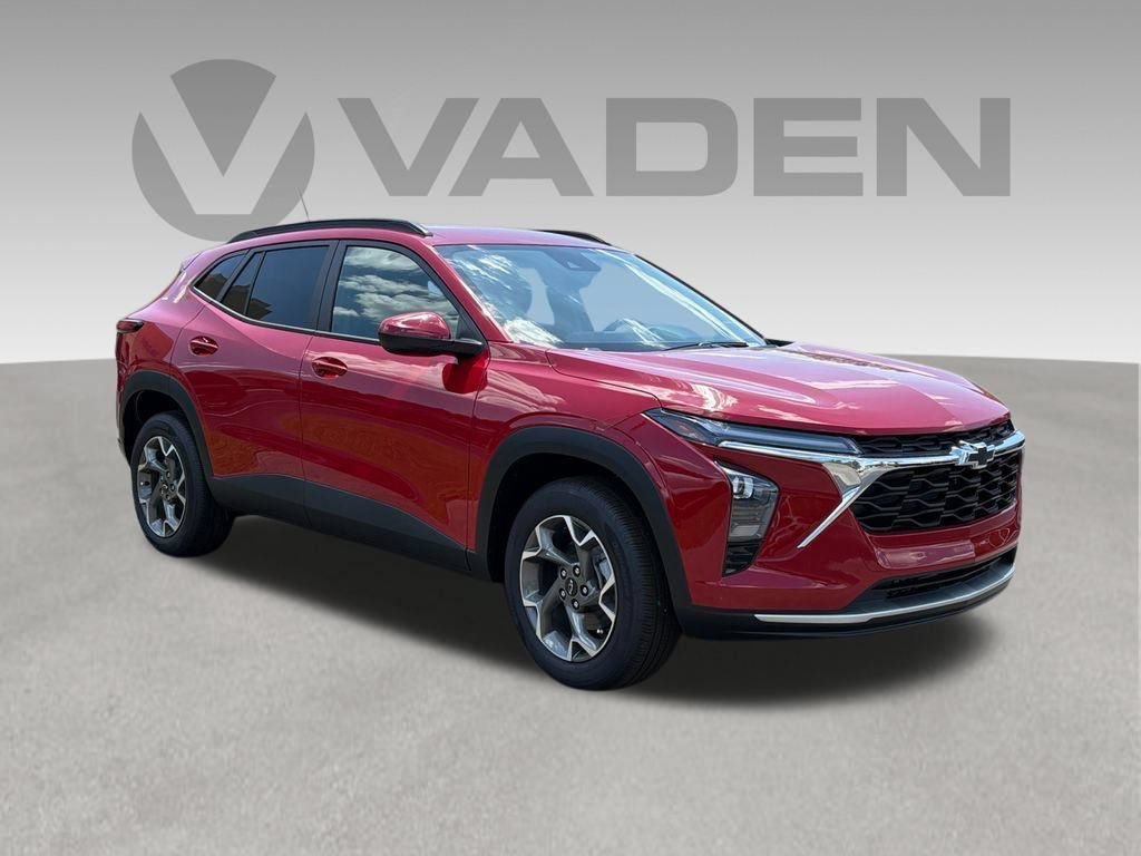 New 2026 Chevrolet Trax LT w/ Driver Confidence Package FWD image 2