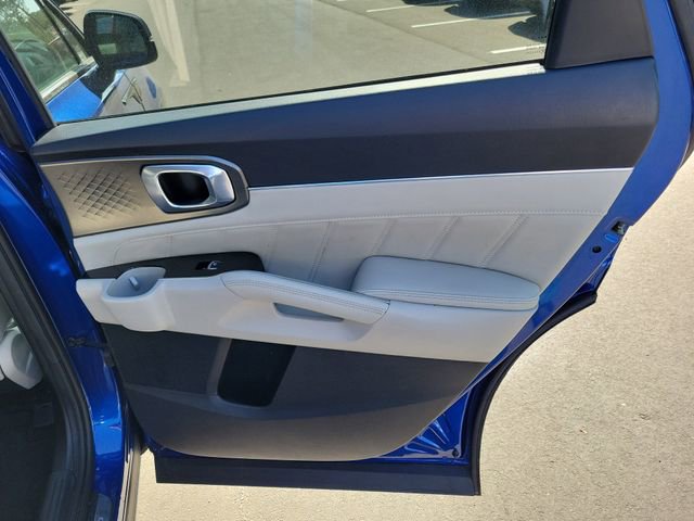 Used 2022 Kia Sorento SX image 35