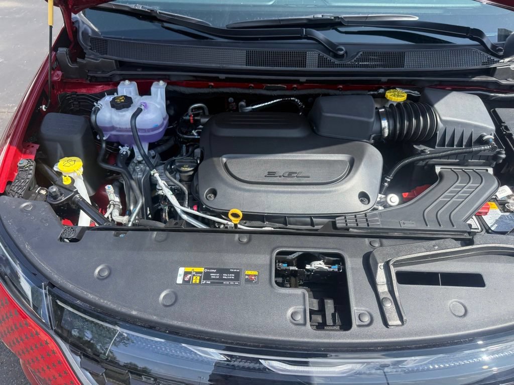 New 2027 Chrysler Pacifica Select FWD image 64