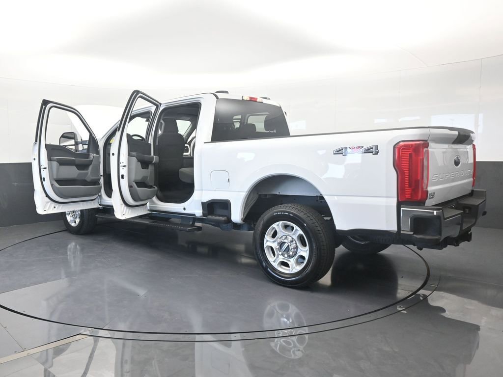 Used 2025 Ford F250 XLT image 80