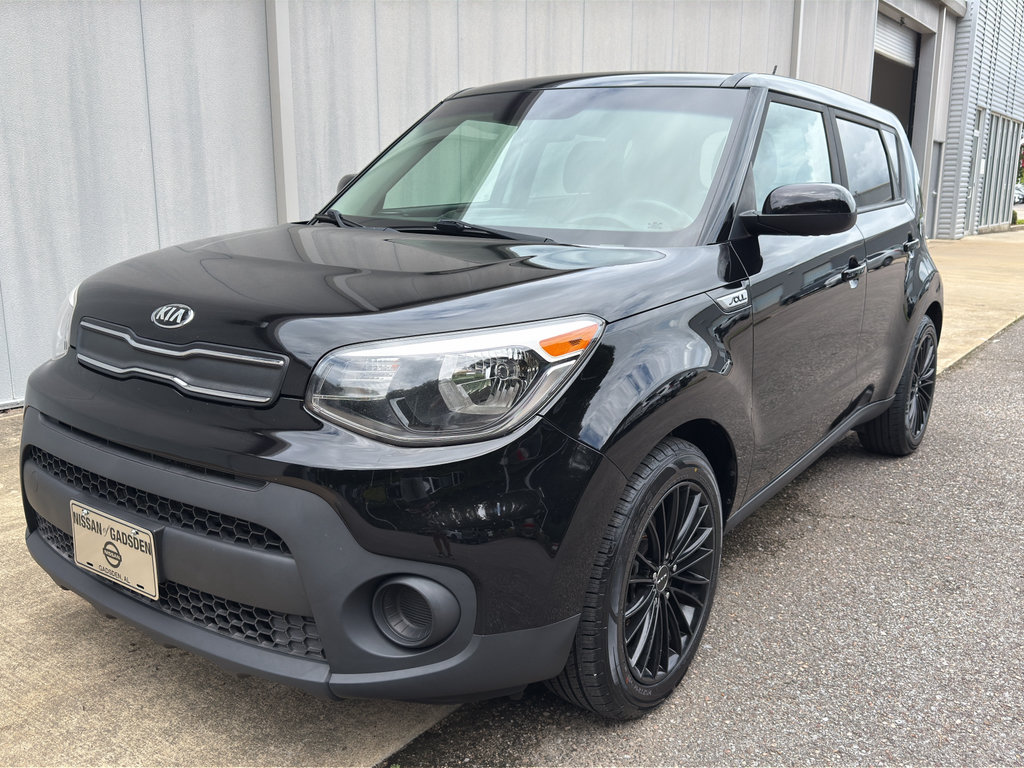 Used 2017 Kia Soul FWD image 7