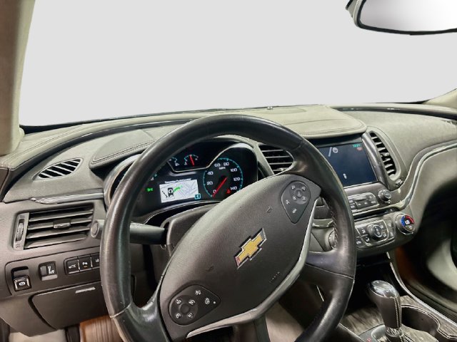 Used 2015 Chevrolet Impala LTZ FWD image 8