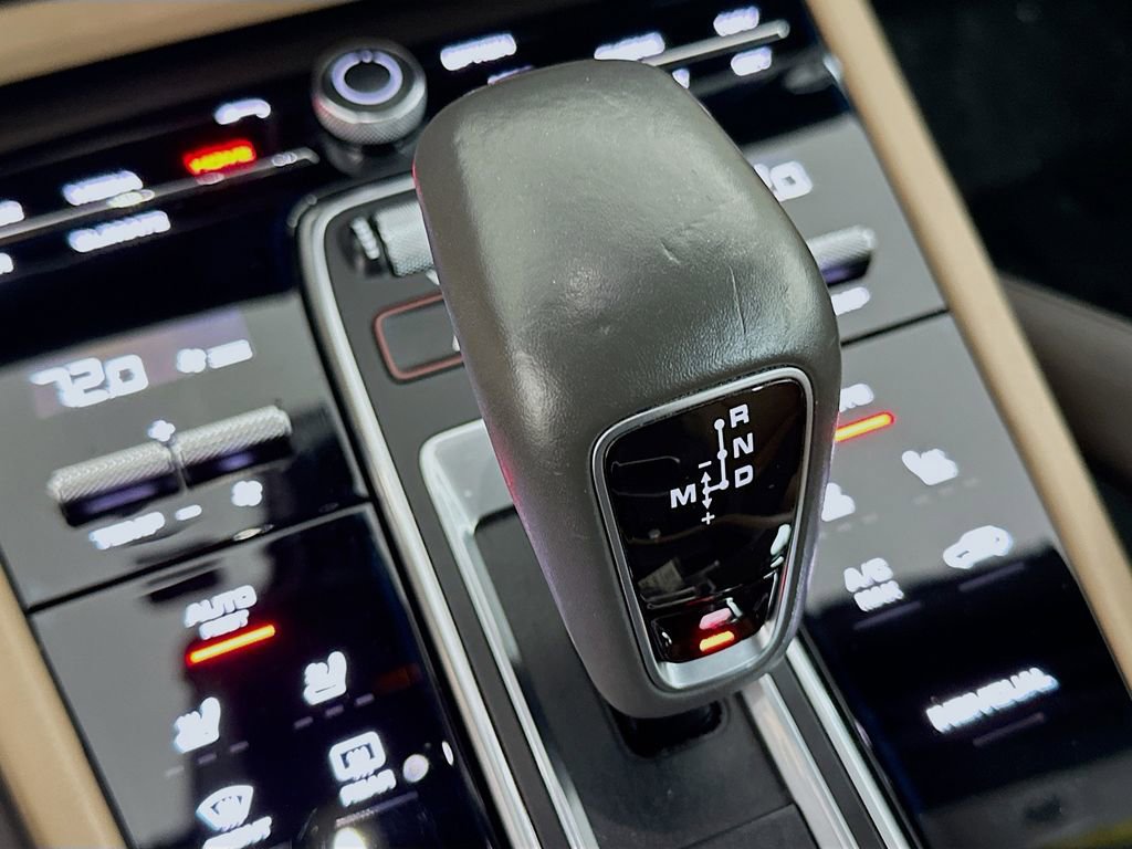 Certified 2019 Porsche Cayenne S image 19