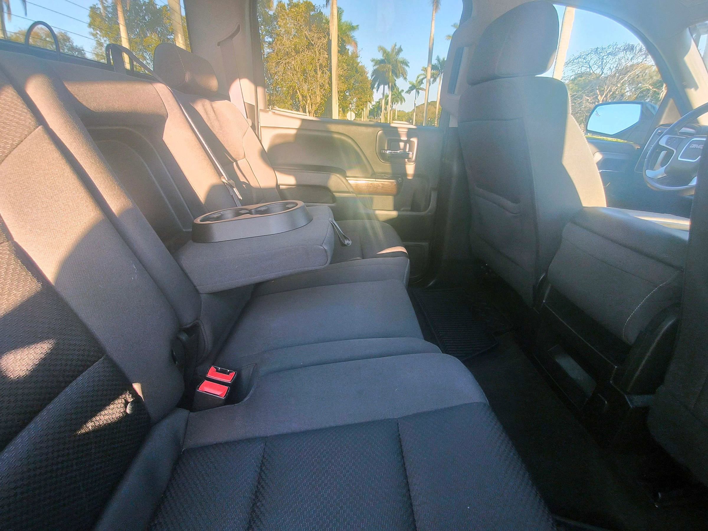 Used 2017 GMC Sierra 1500 SLE w/ SLE Value Package AWD/4WD image 28