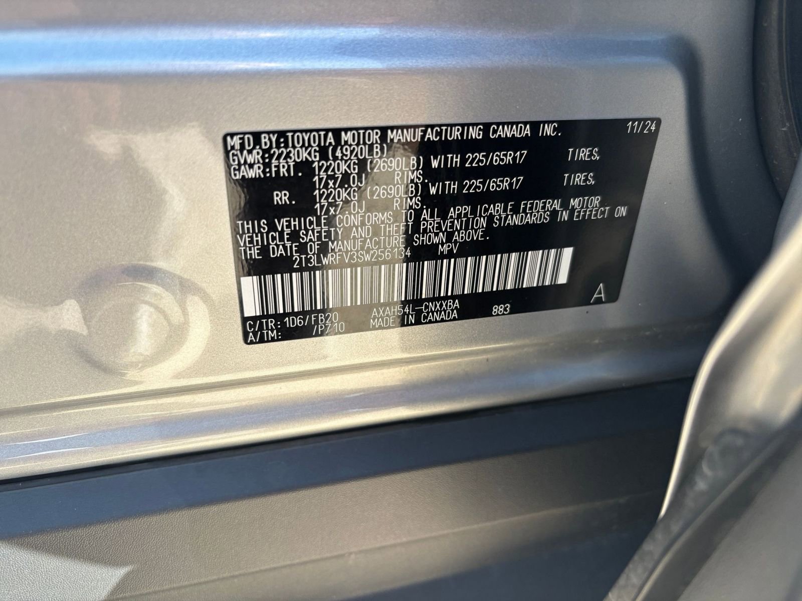 Used 2025 Toyota RAV4 LE image 28