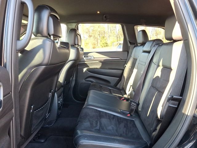 Used 2018 Jeep Grand Cherokee Altitude image 10