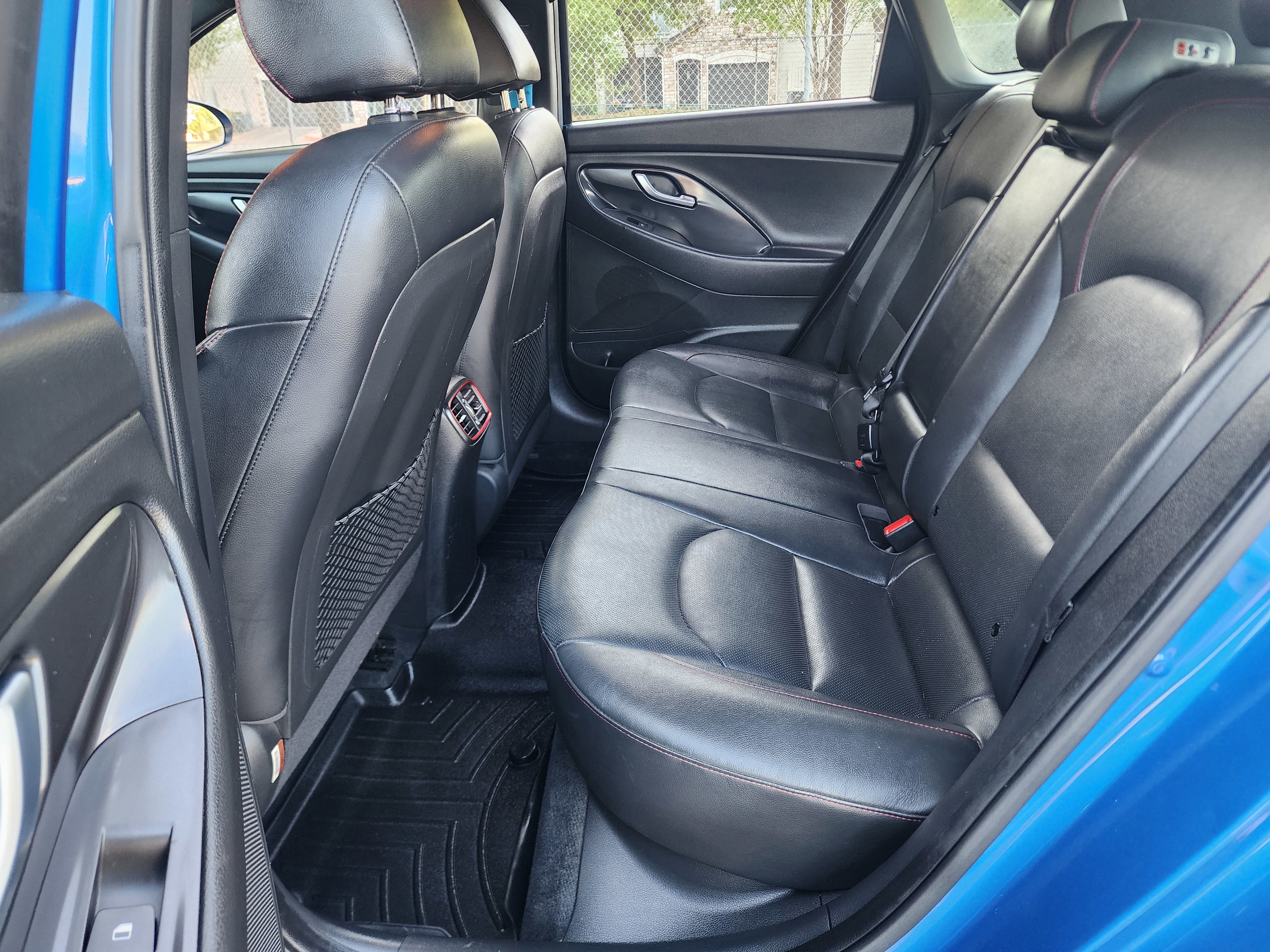 Used 2018 Hyundai Elantra GT Sport image 24