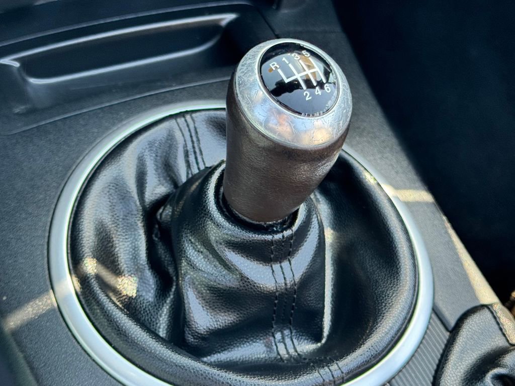 Used 2008 MAZDA MX-5 Miata RWD image 25