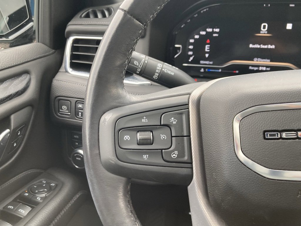 Used 2023 GMC Yukon Denali image 14