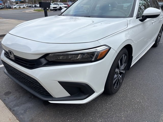 Used 2023 Honda Civic EX image 3