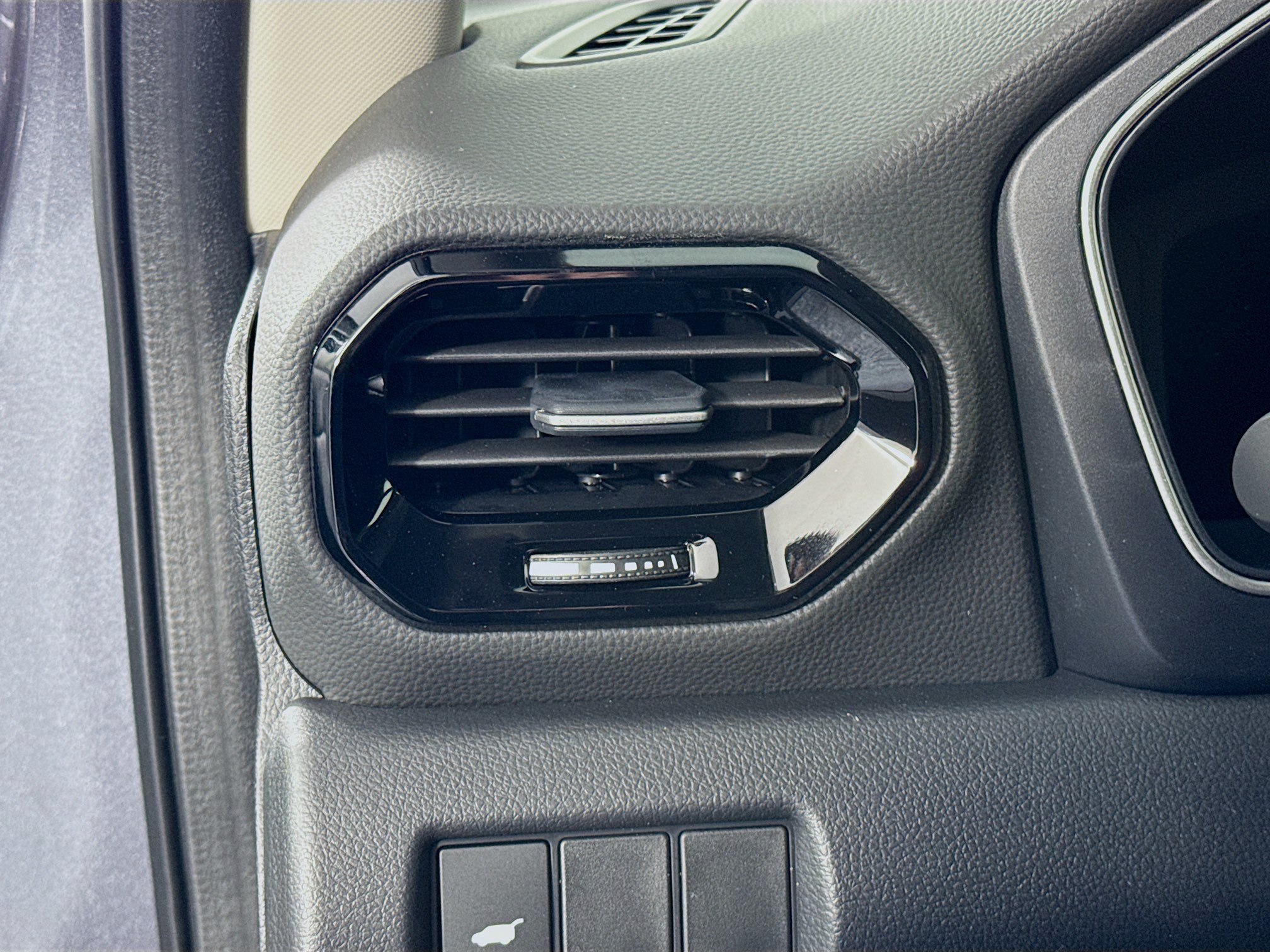 New 2026 Honda Pilot Touring image 10