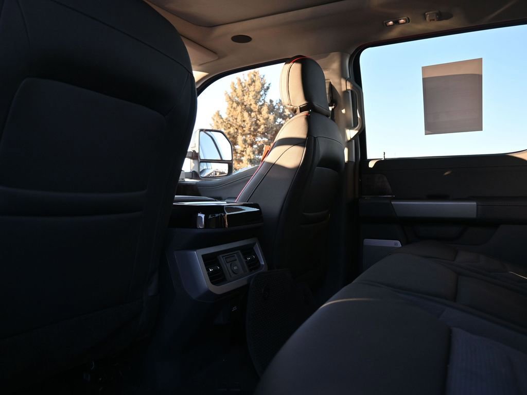 New 2026 Ford F250 Lariat w/ Black Appearance Package AWD/4WD image 35