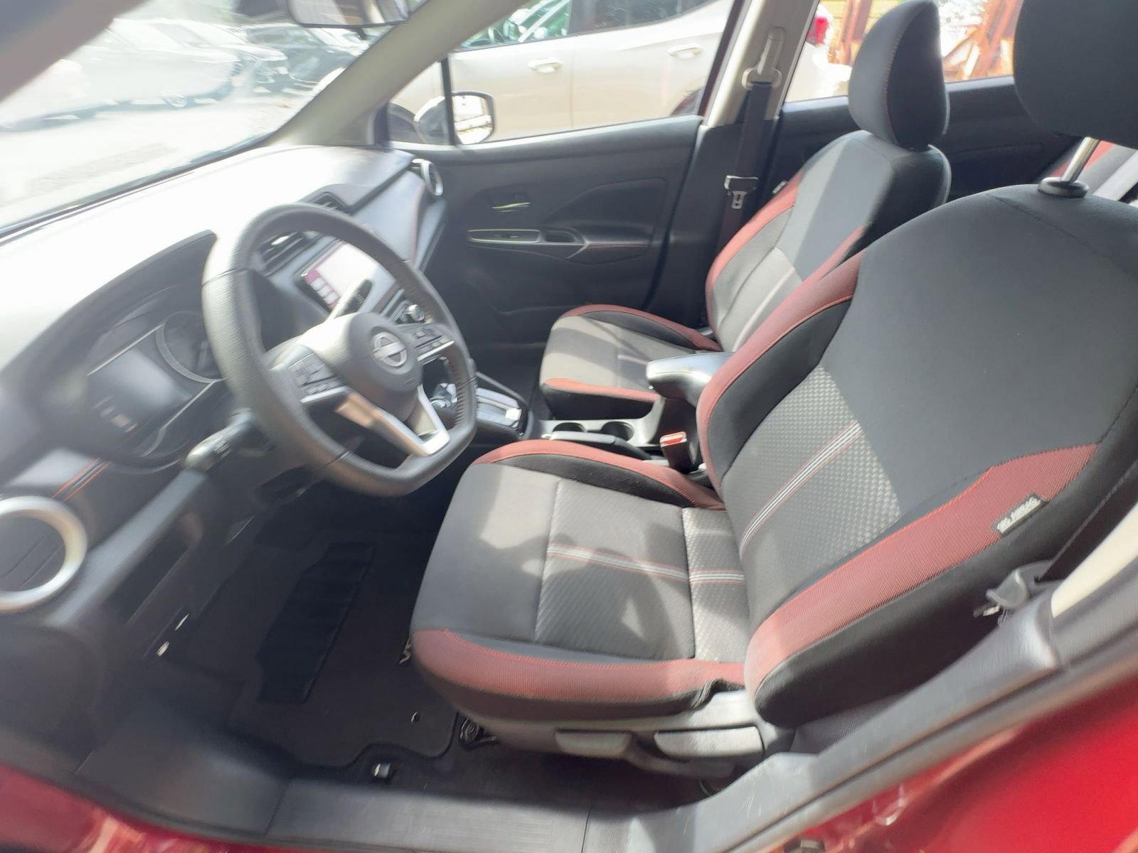 Used 2024 Nissan Versa SR image 17