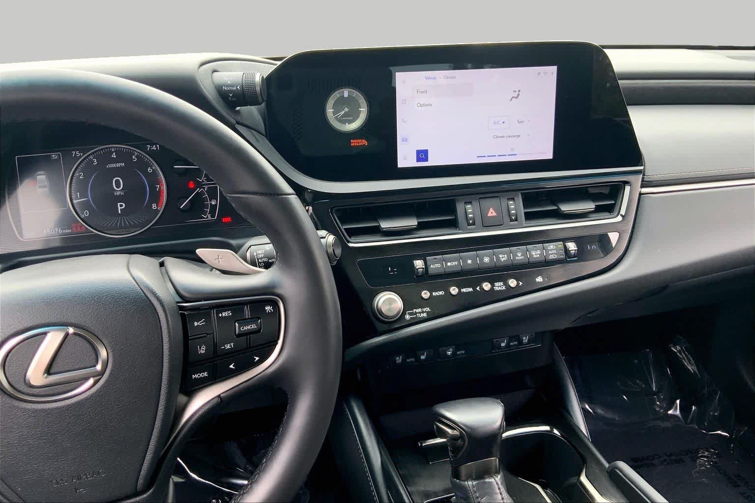 Certified 2024 Lexus ES 350 w/ Premium Package FWD image 7