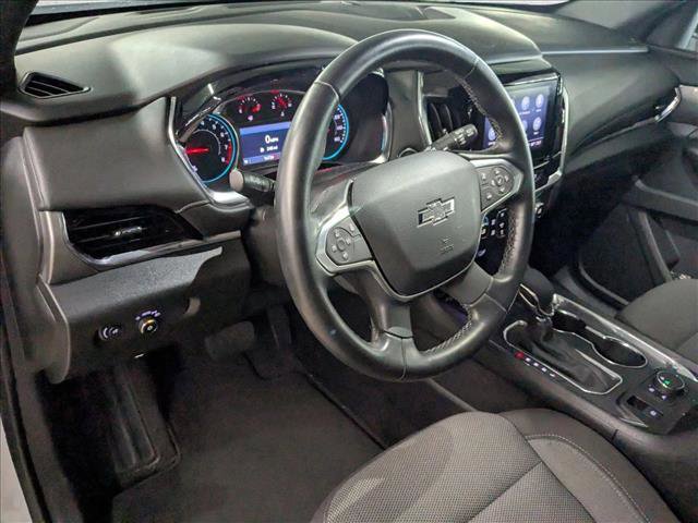 Used 2023 Chevrolet Traverse LT FWD image 13