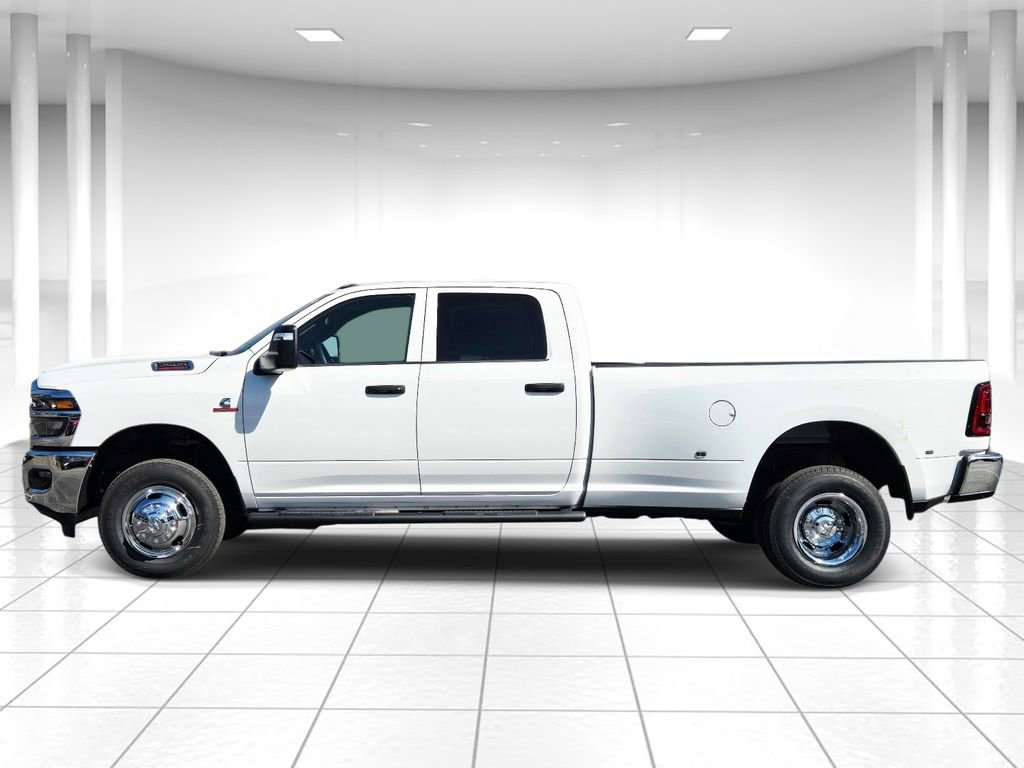 New 2026 RAM 3500 Tradesman AWD/4WD image 7