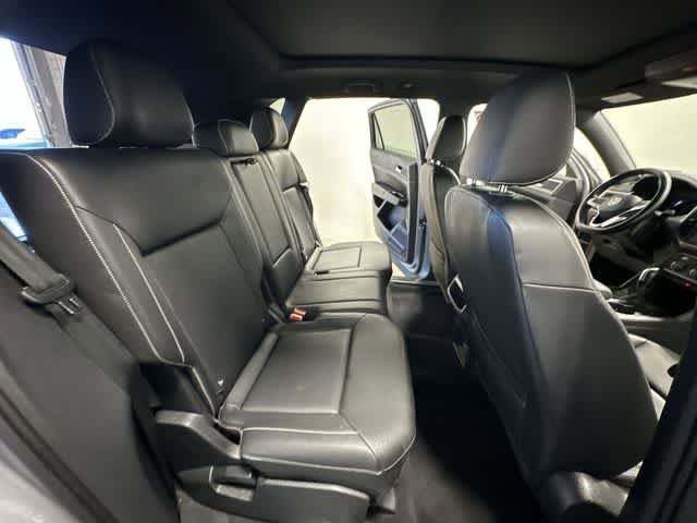 Used 2020 Volkswagen Atlas Cross Sport SE AWD/4WD image 25