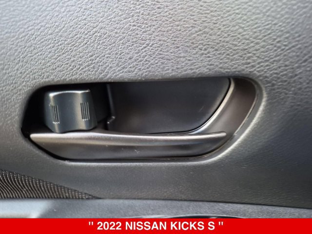 Certified 2022 Nissan Kicks S FWD image 13