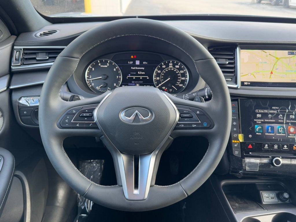 New 2025 INFINITI QX55 Essential image 10