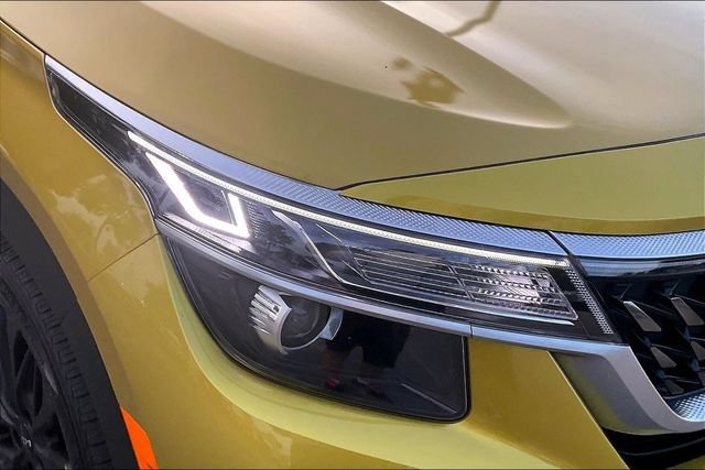 Used 2023 Kia Seltos Nightfall Edition AWD/4WD image 27
