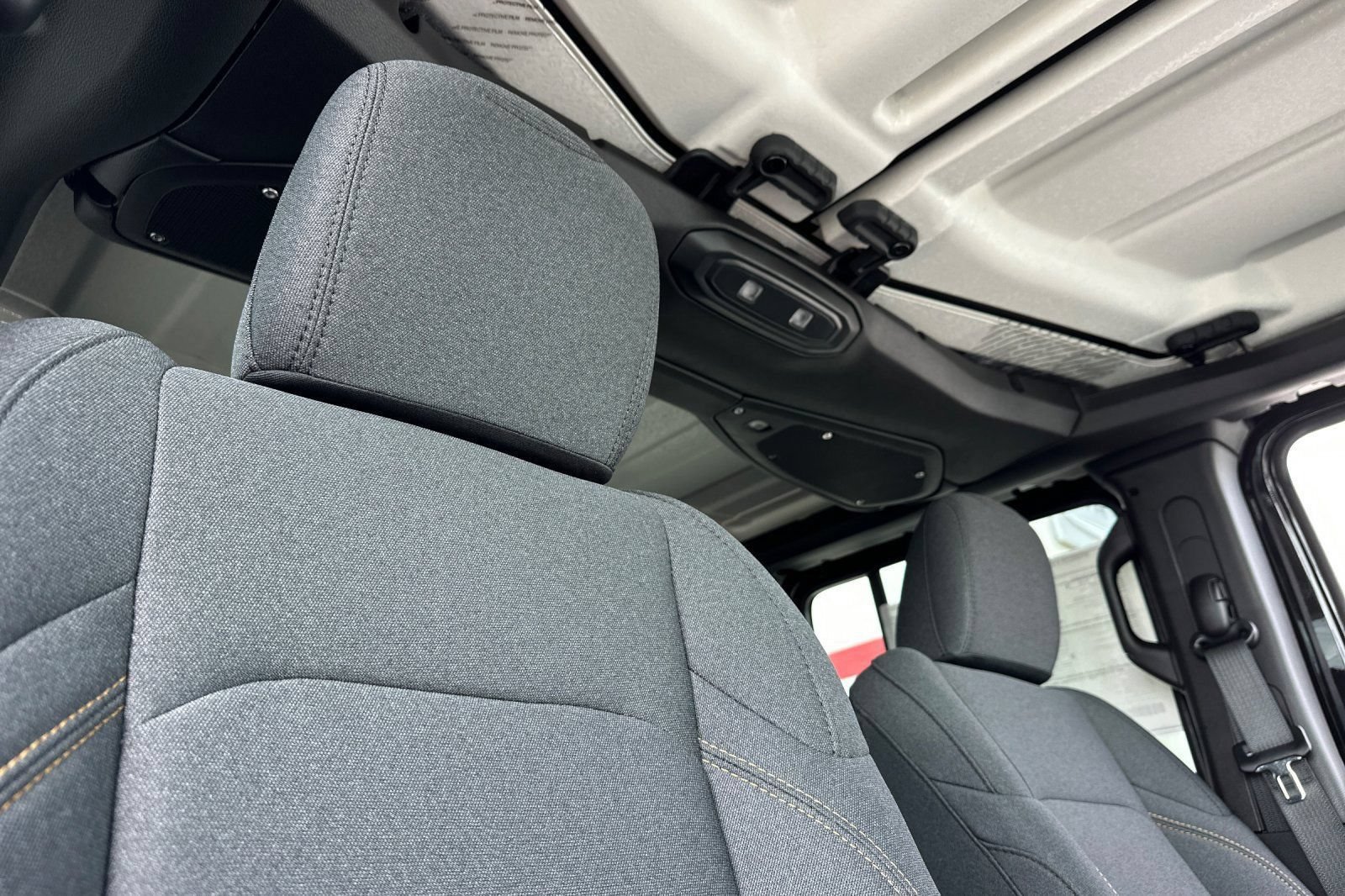 New 2025 Jeep Wrangler Unlimited Sport AWD/4WD image 18