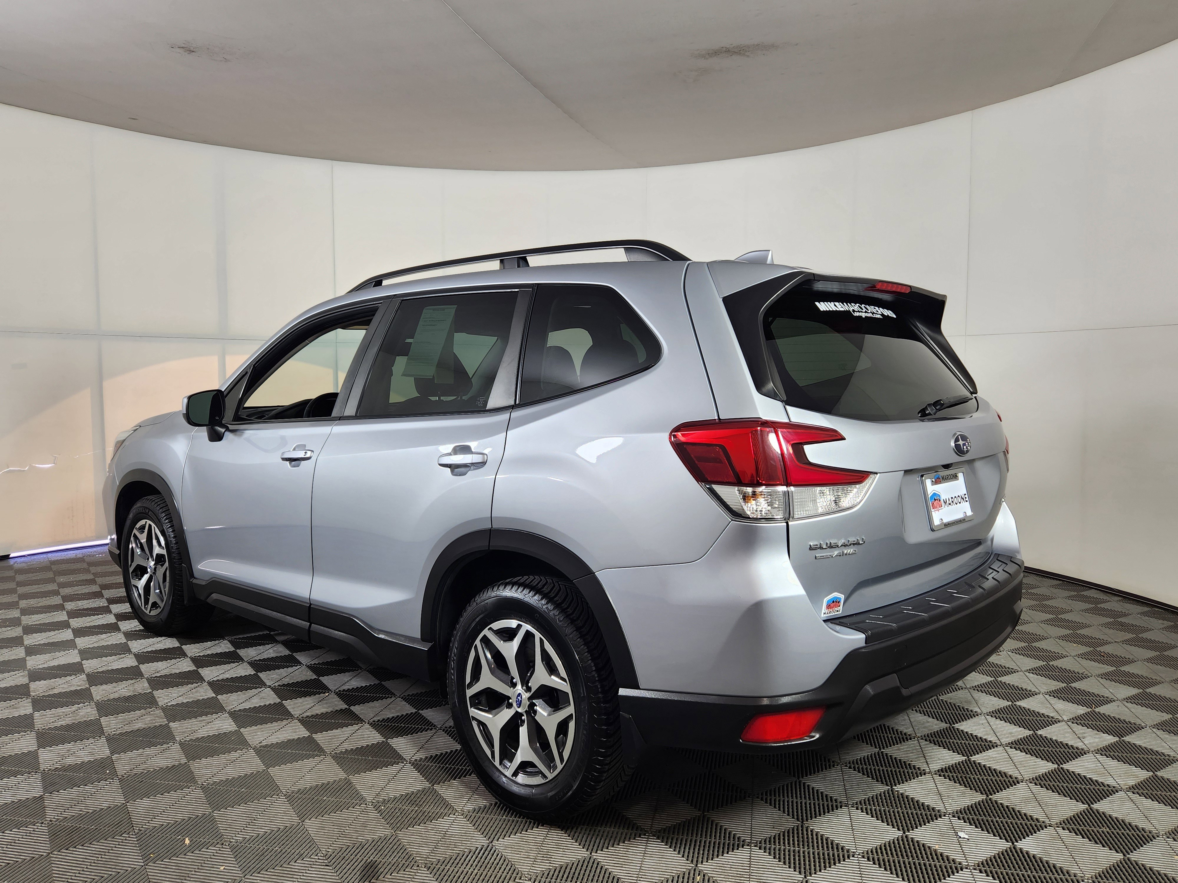 Used 2019 Subaru Forester Premium image 5
