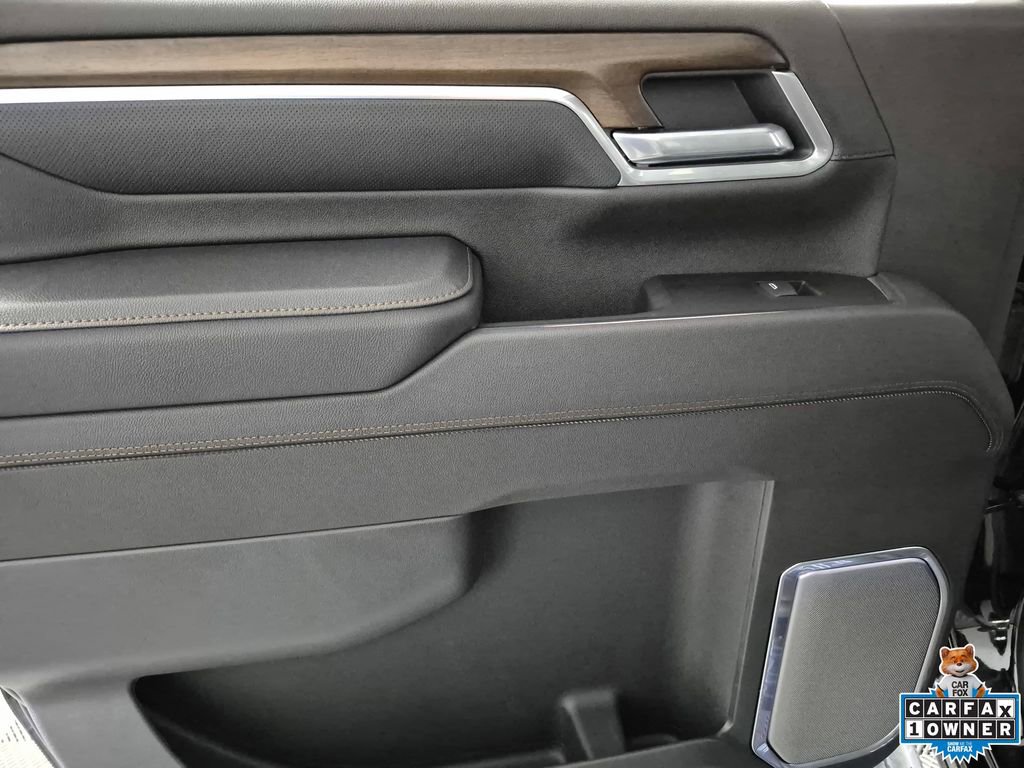 Certified 2025 Chevrolet Silverado 2500 High Country w/ Midnight Edition image 24