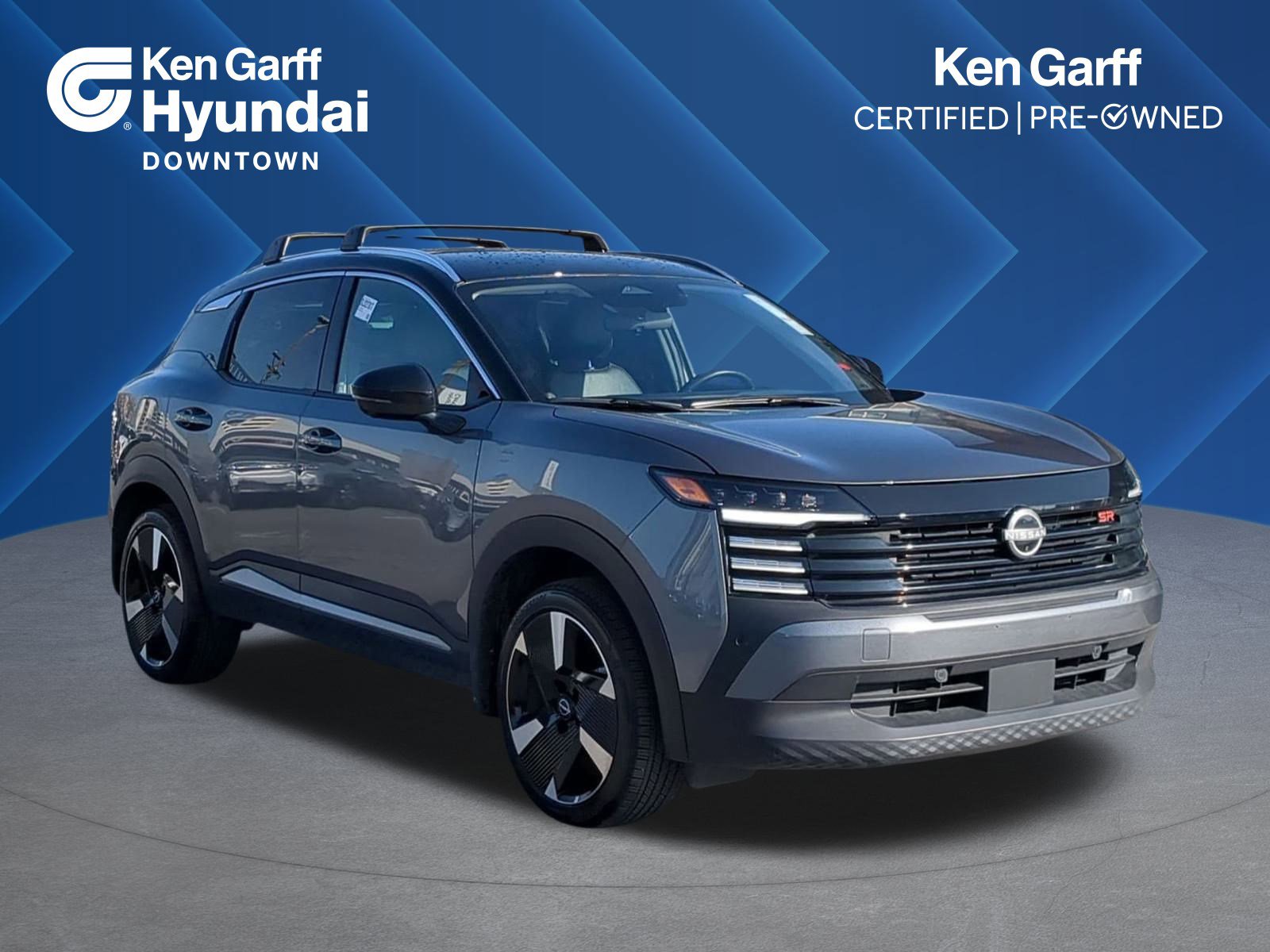 Used 2025 Nissan Kicks SR image 1