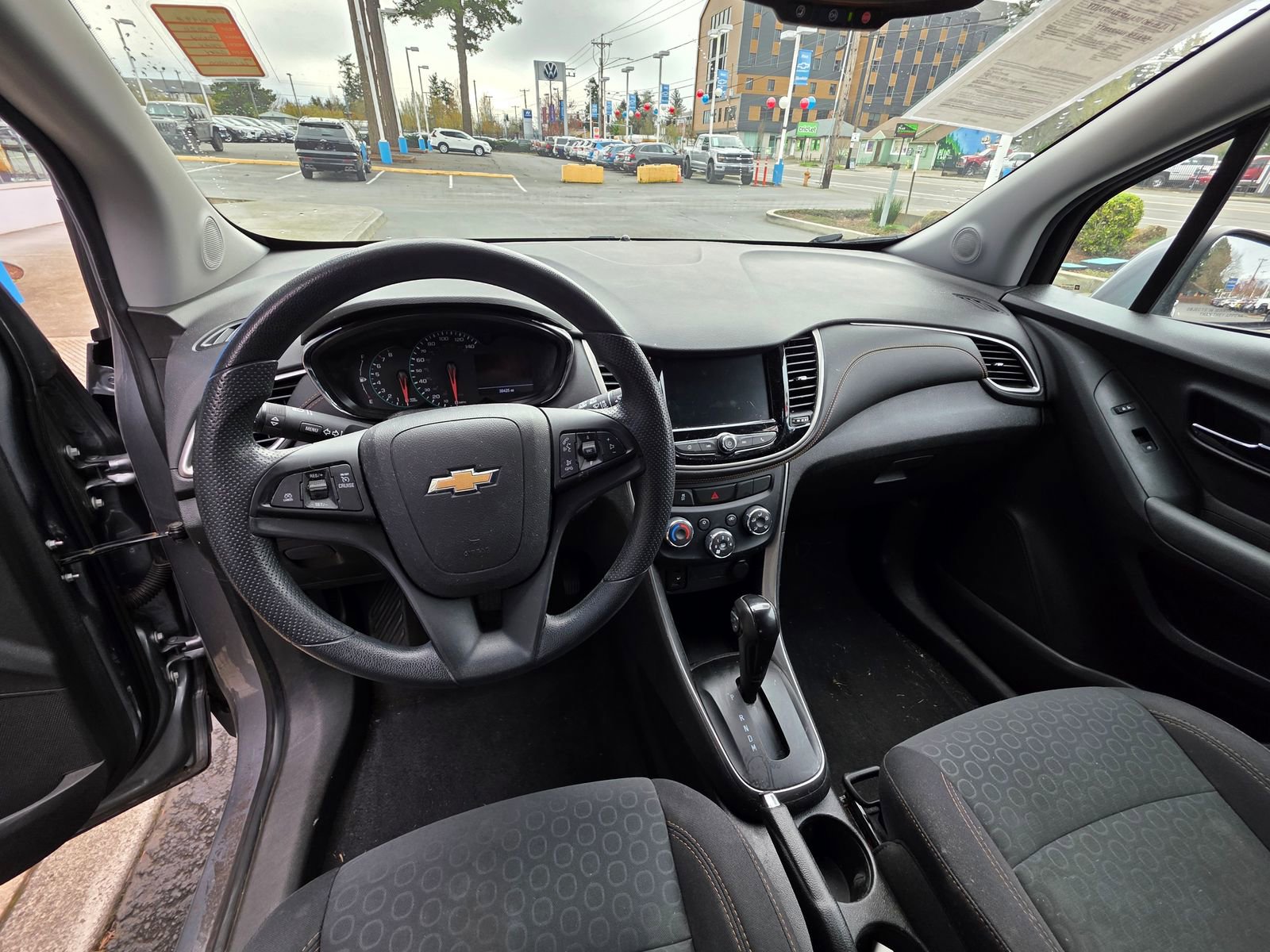 Used 2020 Chevrolet Trax LS w/ Tint and Cruise Package image 12