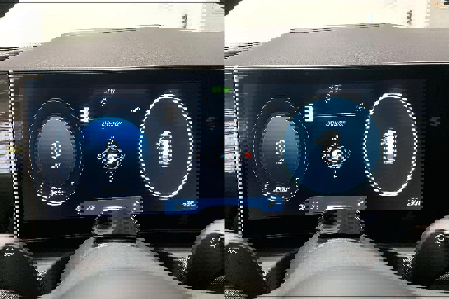 Used 2025 Hyundai Tucson Limited image 16