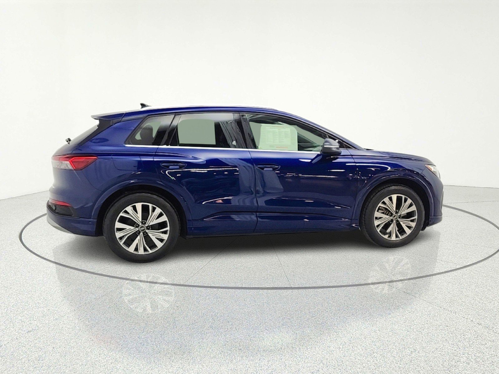 Used 2023 Audi Q4 e-tron Premium Plus w/ Premium Plus image 13