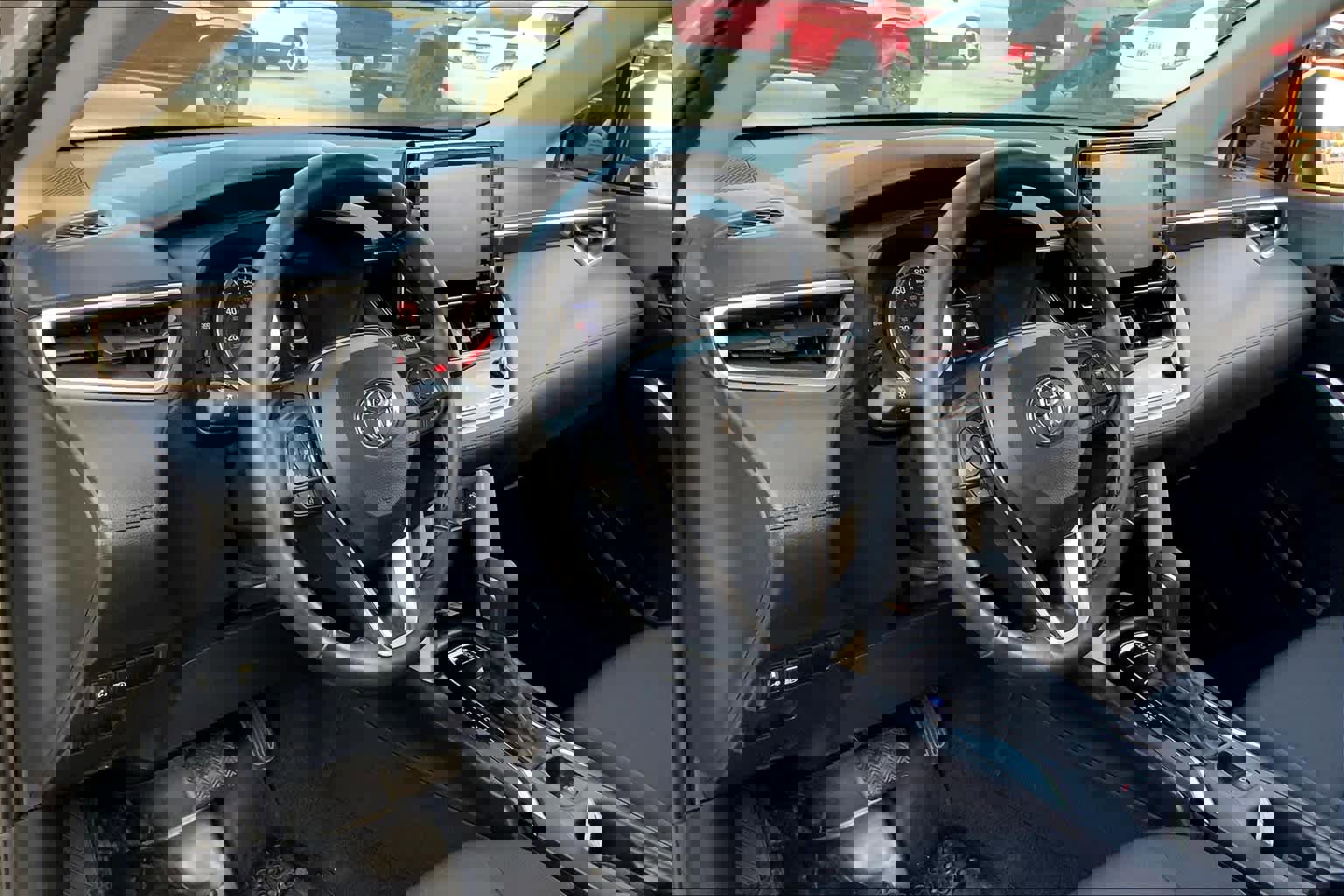 Used 2022 Toyota Corolla Cross LE image 16