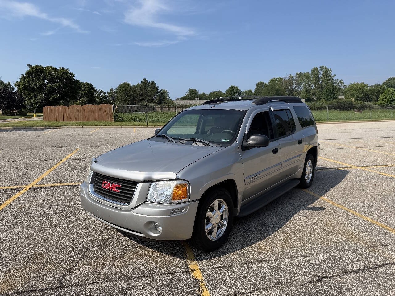 Used 2004 GMC Envoy XL SLE