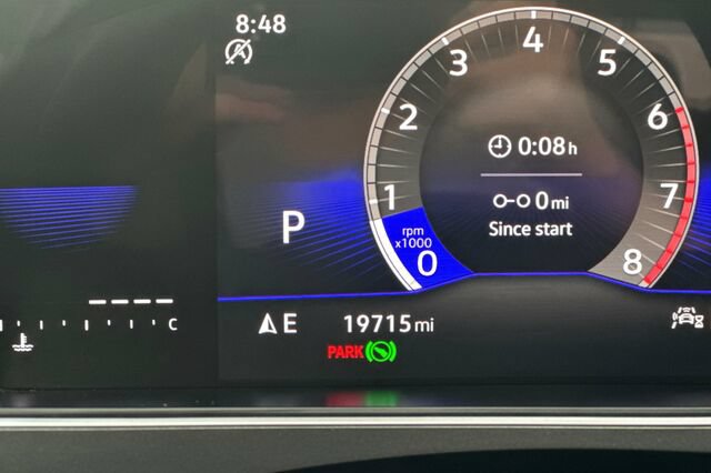 Used 2024 Volkswagen Tiguan SE R-Line FWD image 28