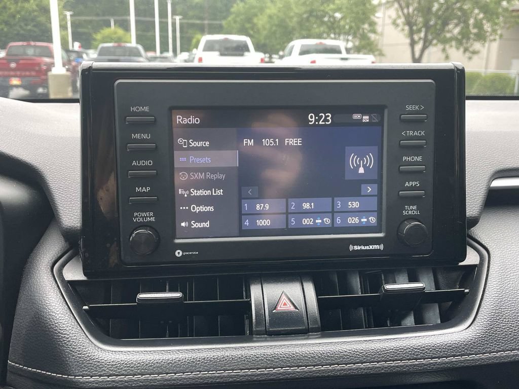 Used 2022 Toyota RAV4 XLE w/ Convenience Package FWD image 39