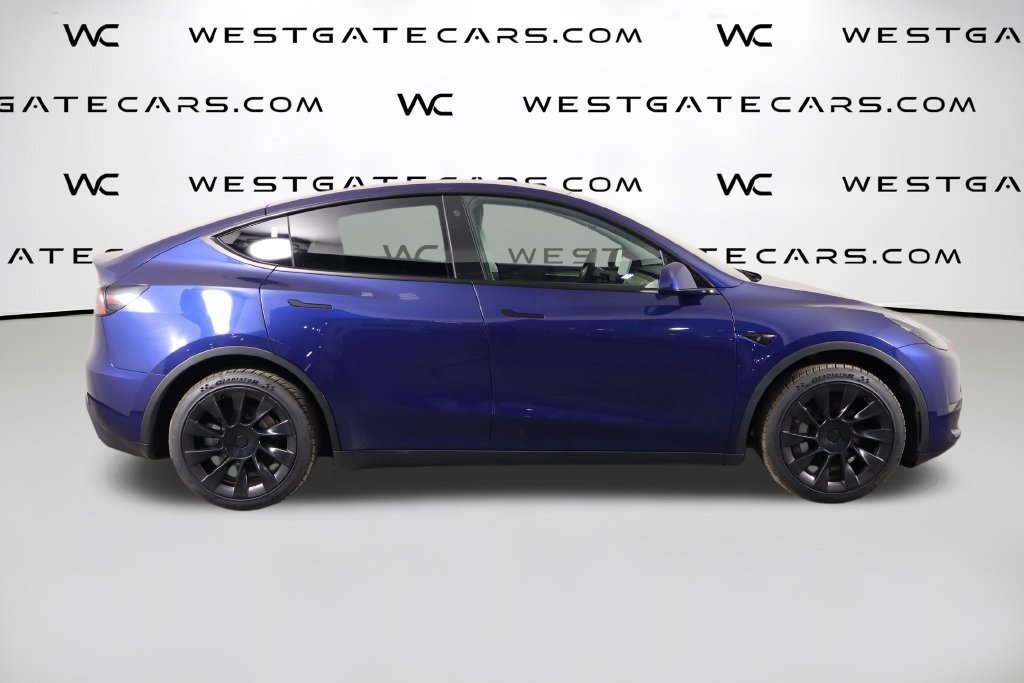 Used 2023 Tesla Model Y Long Range AWD/4WD image 55